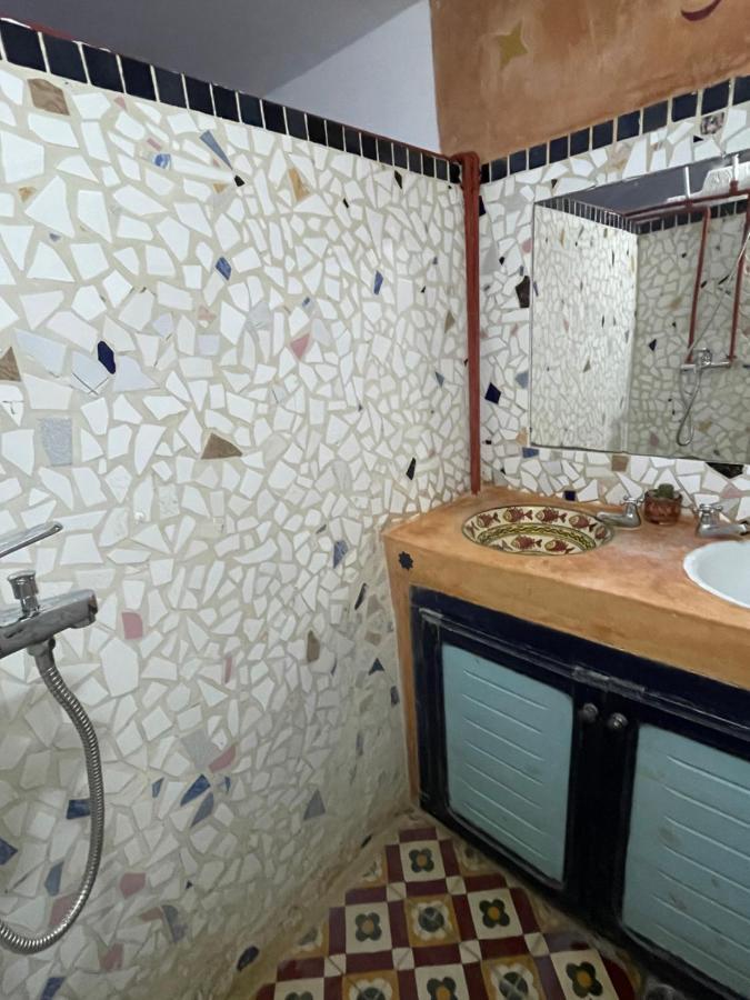 Dar El Pirata Hostel Asilah Dış mekan fotoğraf